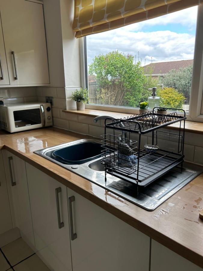 4-Bedroom Home Near Ema, Sleeps 6 Castle Donington Exterior foto